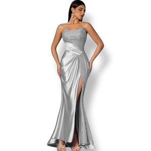 Elegant Strapless Silver Evening Gown